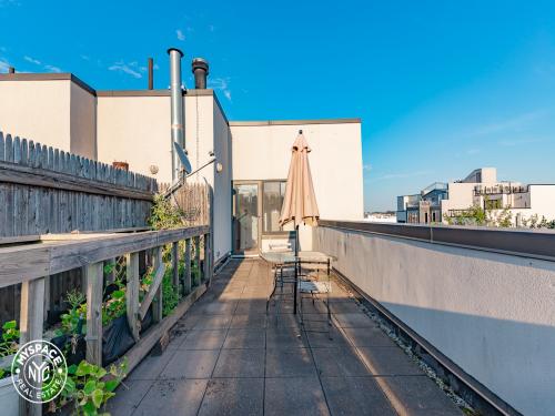 East Williamsburg apartments for rent